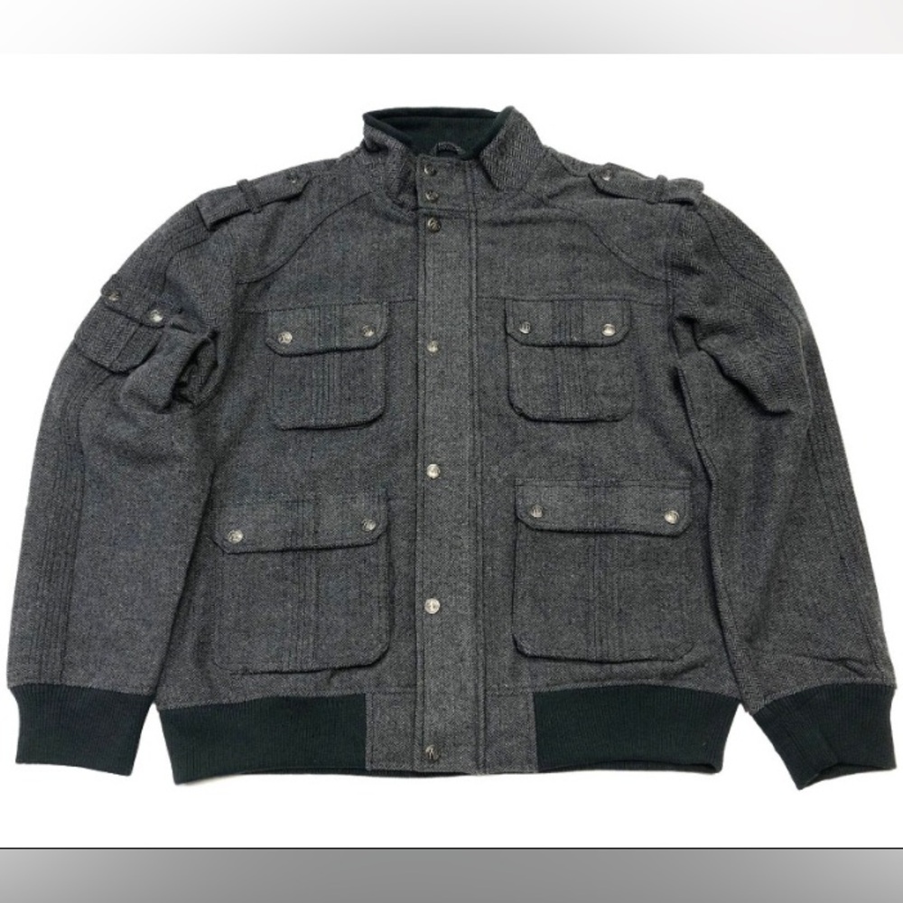 RB Herringbone Heavy Tweed Jacket

Style# 24103G

Color: Charcoal